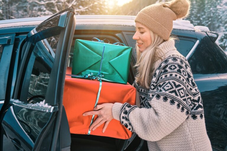 Safety tips for traveling during the holidays